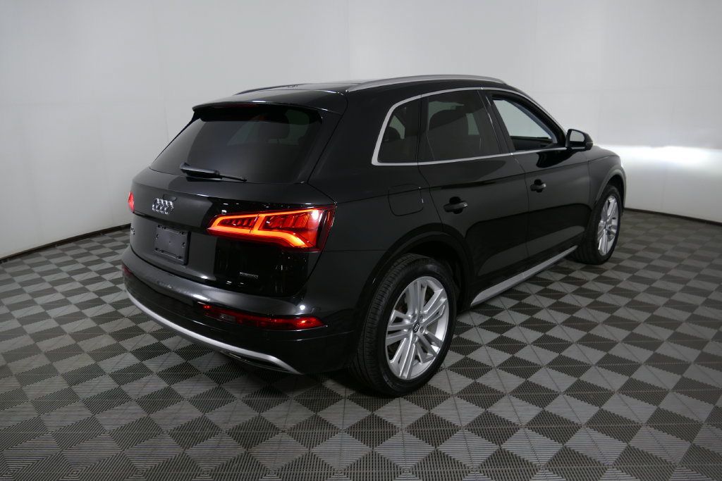 Used 2019 Audi Q5 Premium AWD/4WD image 3