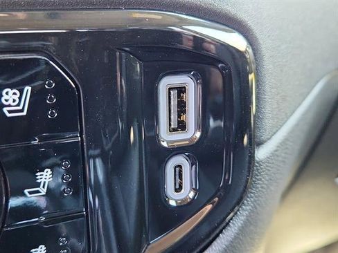 New 2026 Chevrolet Silverado 1500 LTZ AWD/4WD image 18