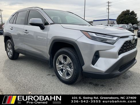 Used 2024 Toyota RAV4 XLE image 24