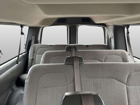 Used 2022 Chevrolet Express 3500 LT w/ LT Preferred Equipment Group image 30