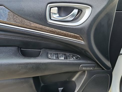 Used 2015 INFINITI QX60 AWD w/ Premium Package image 13