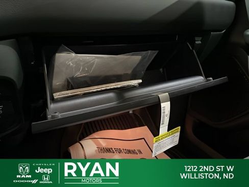 New 2026 RAM 1500 Big Horn AWD/4WD image 33