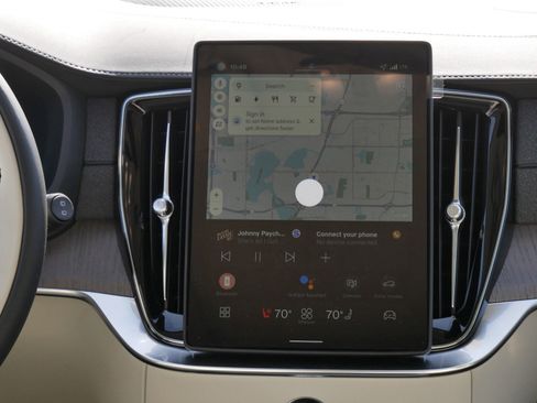 New 2026 Volvo XC90 T8 Ultra w/ Protection Package Premier image 8