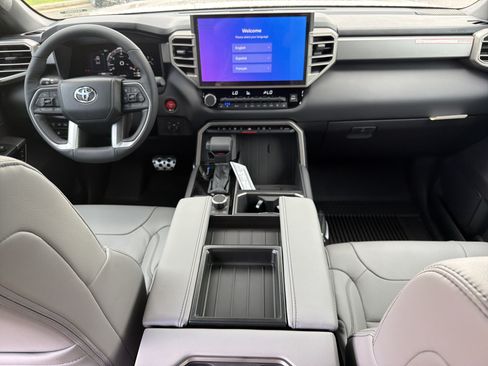 New 2026 Toyota Tundra Limited AWD/4WD image 21