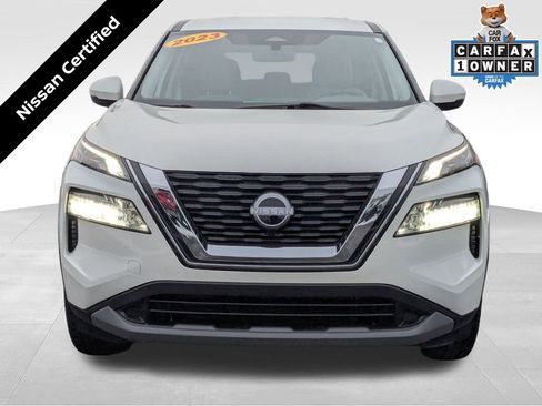Certified 2023 Nissan Rogue SV image 3