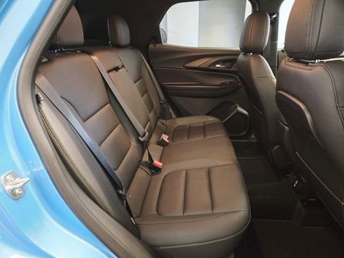 Used 2025 Chevrolet TrailBlazer ACTIV w/ Convenience Package image 11