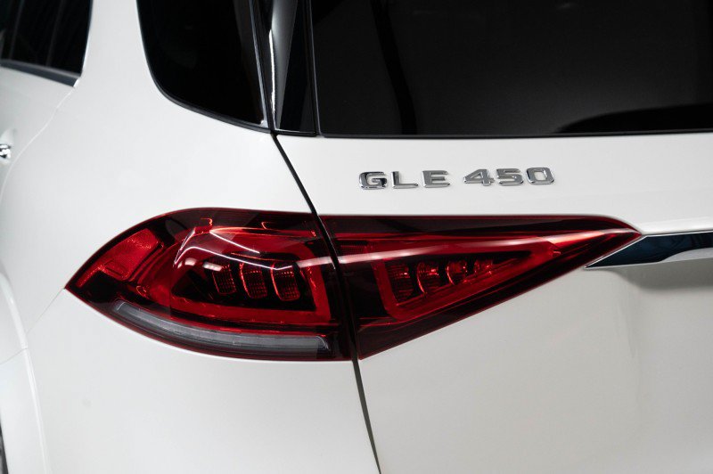 Used 2020 Mercedes-Benz GLE 450 4MATIC image 9