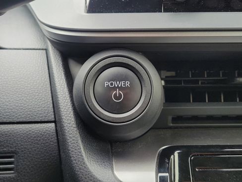 Used 2024 Toyota Prius LE FWD image 22