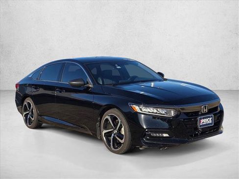 Used 2019 Honda Accord Sport image 3