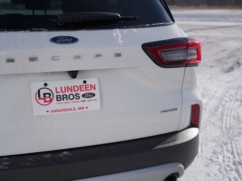 Used 2023 Ford Escape Active image 12