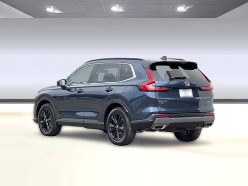 Used 2024 Honda CR-V Sport Touring image 3
