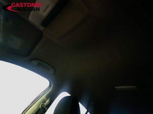 Used 2020 Nissan Sentra SV image 27