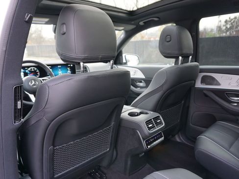 Certified 2023 Mercedes-Benz GLS 450 4MATIC image 15