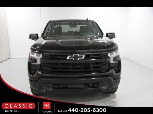 Used 2023 Chevrolet Silverado 1500 RST w/ Z71 Off-Road Package image 2