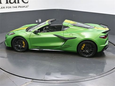 New 2026 Chevrolet Corvette Z06 w/ Stealth Interior Trim Package image 25