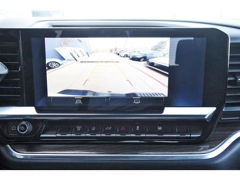 Used 2025 Chevrolet Silverado 2500 LT w/ Convenience Package AWD/4WD image 26