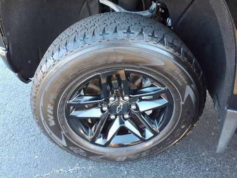 Used 2021 Chevrolet Silverado 1500 Custom Trail Boss image 18