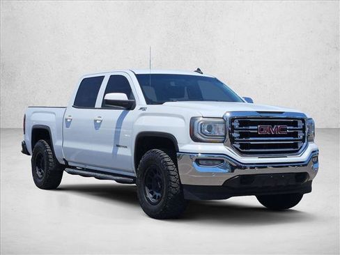 Used 2018 GMC Sierra 1500 SLT w/ SLT Preferred Package AWD/4WD image 2