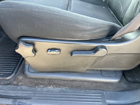 Used 2010 Chevrolet Silverado 1500 LT w/ Power Pack Plus image 16