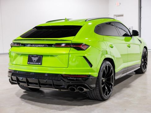 Used 2022 Lamborghini Urus image 9