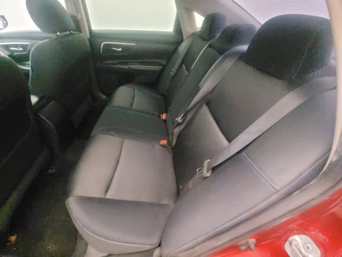 Used 2016 Nissan Altima 2.5 SR w/ Interior Lighting Package image 18