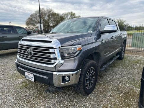 Used 2020 Toyota Tundra Limited w/ Limited Premium Package image 3
