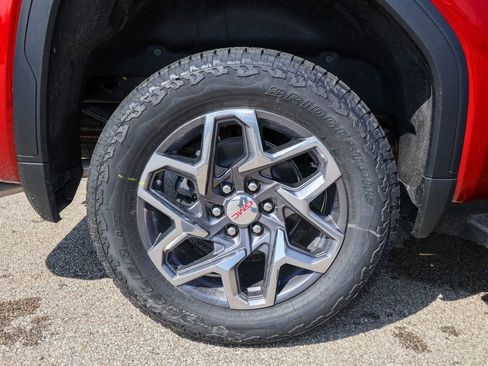 New 2026 GMC Sierra 1500 SLT w/ SLT Premium Plus Package image 33