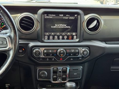 Used 2021 Jeep Gladiator Overland AWD/4WD image 23