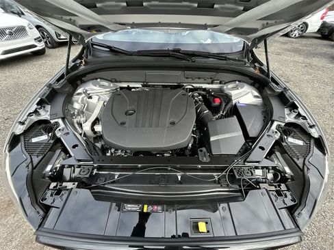 New 2025 Volvo XC60 B5 Core w/ Protection Package Premier image 10