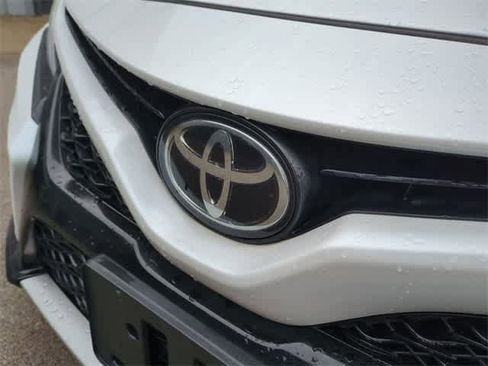 Used 2019 Toyota Camry XSE image 12