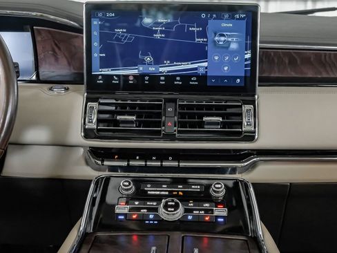 Used 2022 Lincoln Navigator L Reserve AWD/4WD image 26