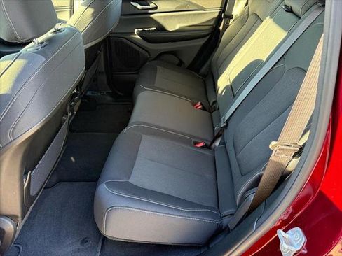 Certified 2025 Jeep Grand Cherokee Laredo image 12