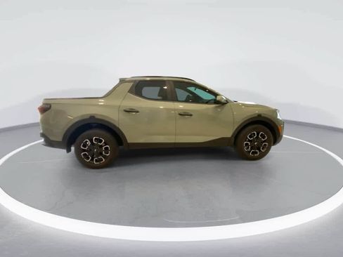 Used 2023 Hyundai Santa Cruz SEL w/ Activity Package AWD/4WD image 2
