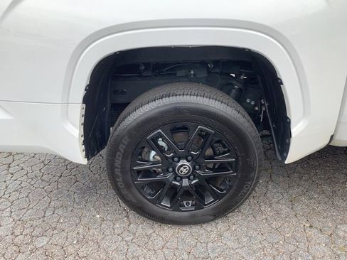 Used 2025 Toyota Tundra SR w/ SR Tow Package AWD/4WD image 37