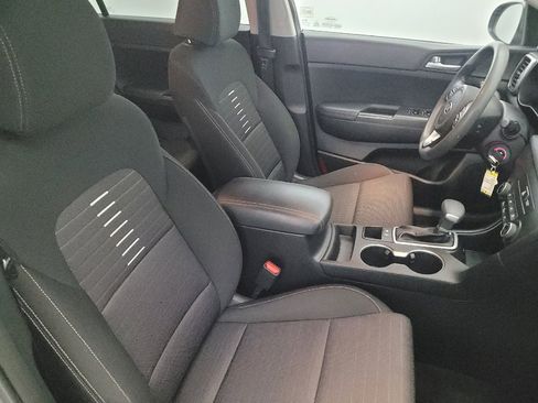 Used 2018 Kia Sportage LX image 21