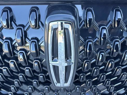 New 2026 Lincoln Aviator 2WD image 7