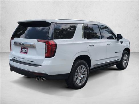Used 2023 GMC Yukon Denali AWD/4WD image 5