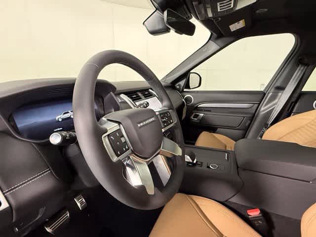 New 2026 Land Rover Discovery Limited Edition AWD/4WD image 6