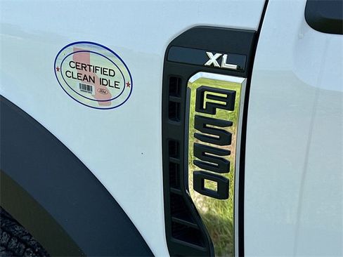 New 2025 Ford F550 4x4 Crew Cab image 16