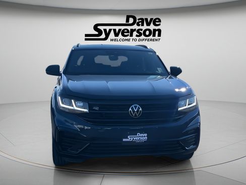 Used 2023 Volkswagen Atlas Cross Sport SEL R-Line AWD/4WD image 8
