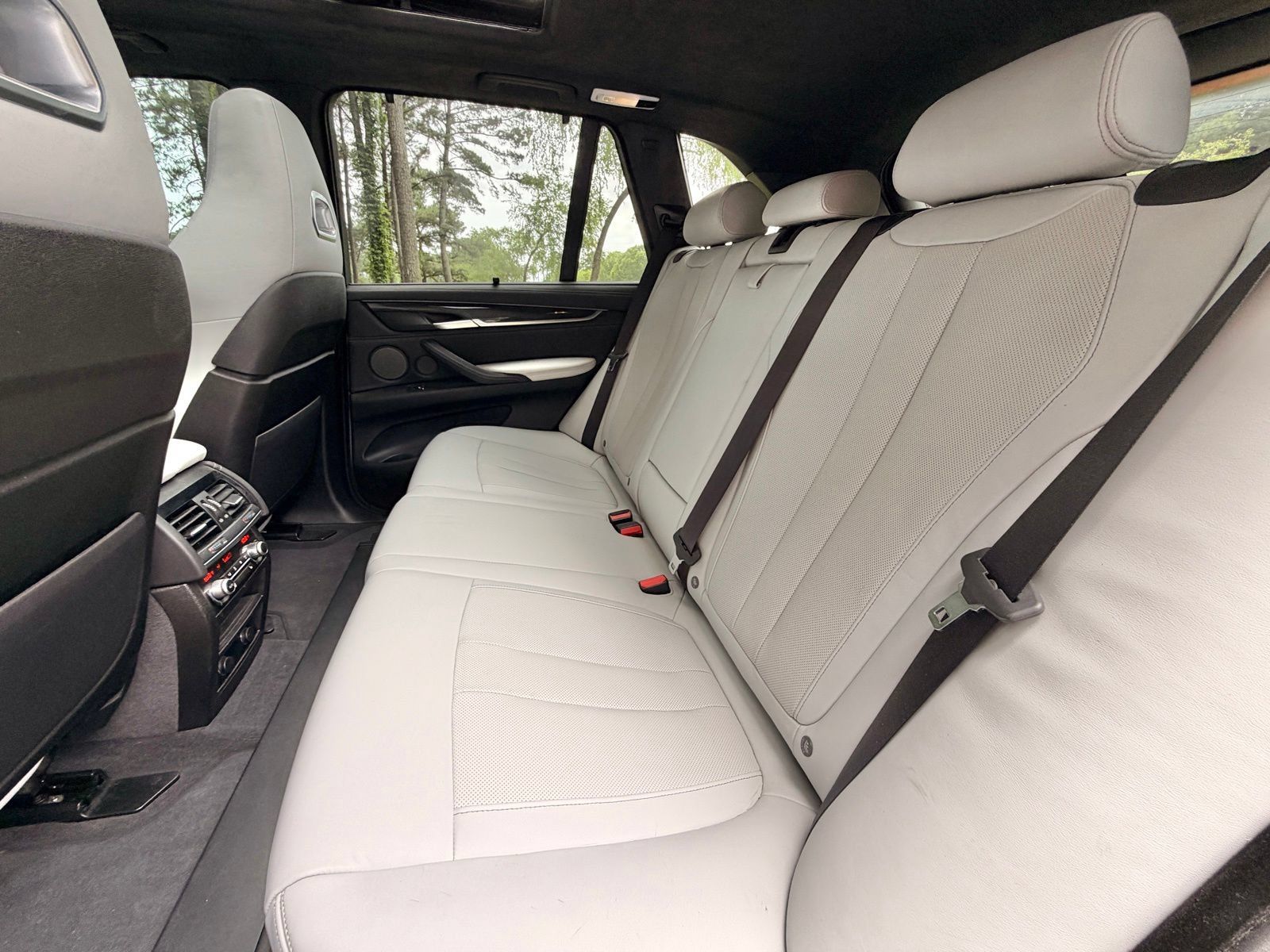 Used 2018 BMW X5 M AWD/4WD image 14