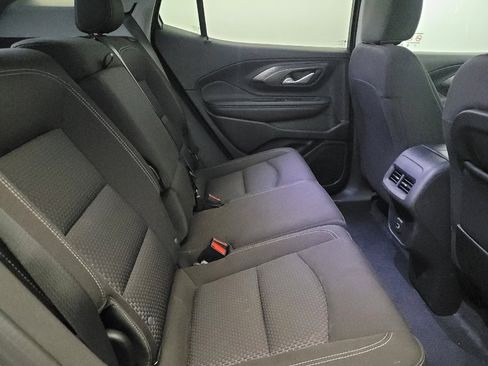 Used 2024 GMC Terrain SLE AWD/4WD image 19