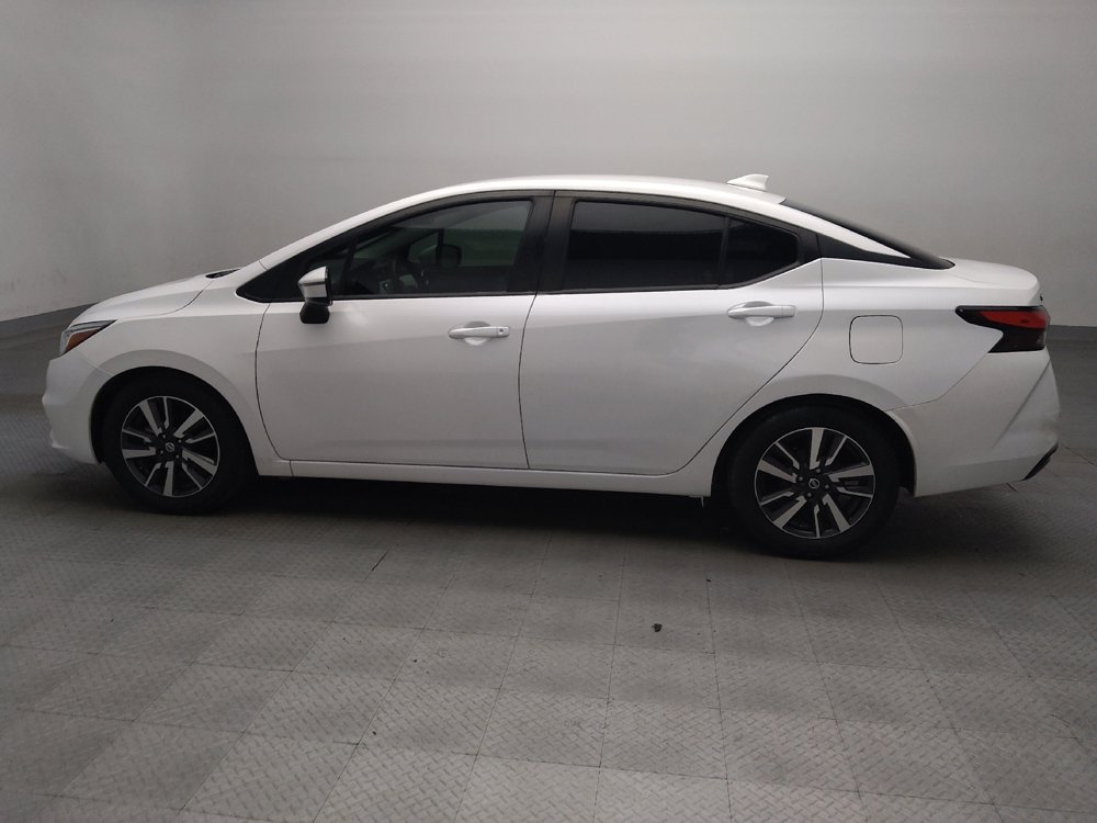 Used 2021 Nissan Versa SV FWD image 3
