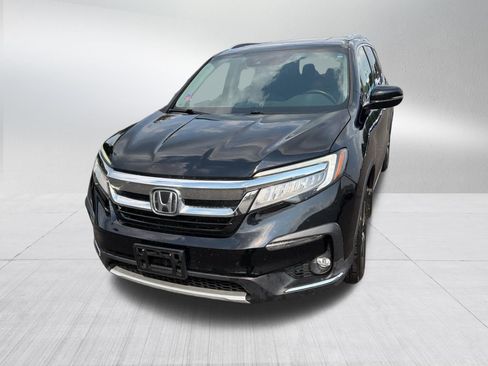 Used 2019 Honda Pilot Touring image 2