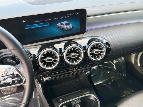 Used 2020 Mercedes-Benz CLA 250 CLA 250 image 27