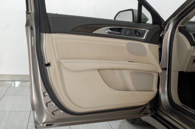 Used 2019 Lincoln MKZ Reserve FWD image 50