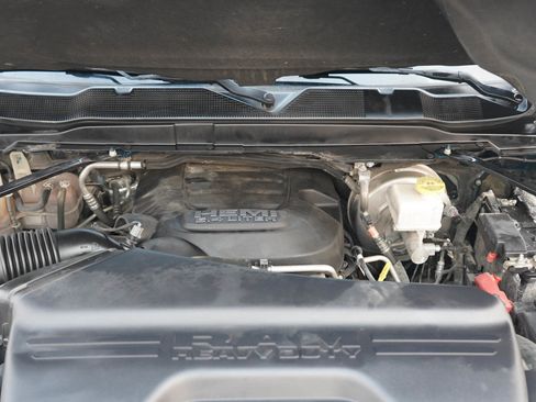 Used 2019 RAM 2500 Limited AWD/4WD image 28
