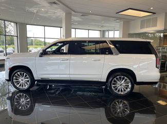 Certified 2024 Cadillac Escalade ESV Premium Luxury AWD/4WD video 3