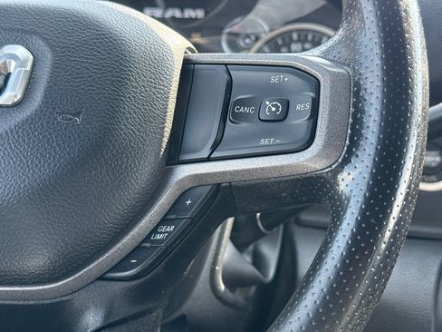 Used 2024 RAM 3500 Tradesman w/ Chrome Appearance Group AWD/4WD image 27