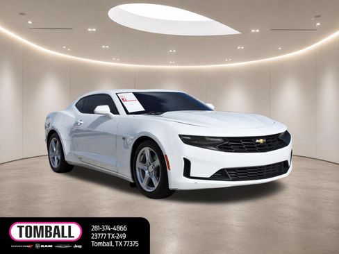 Used 2023 Chevrolet Camaro LT RWD image 1